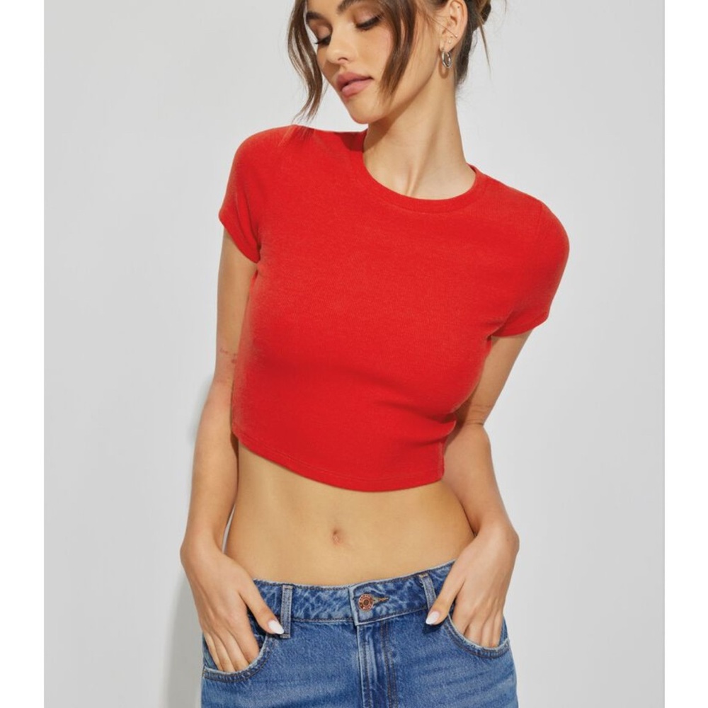 Stormi Tee - Garage, red